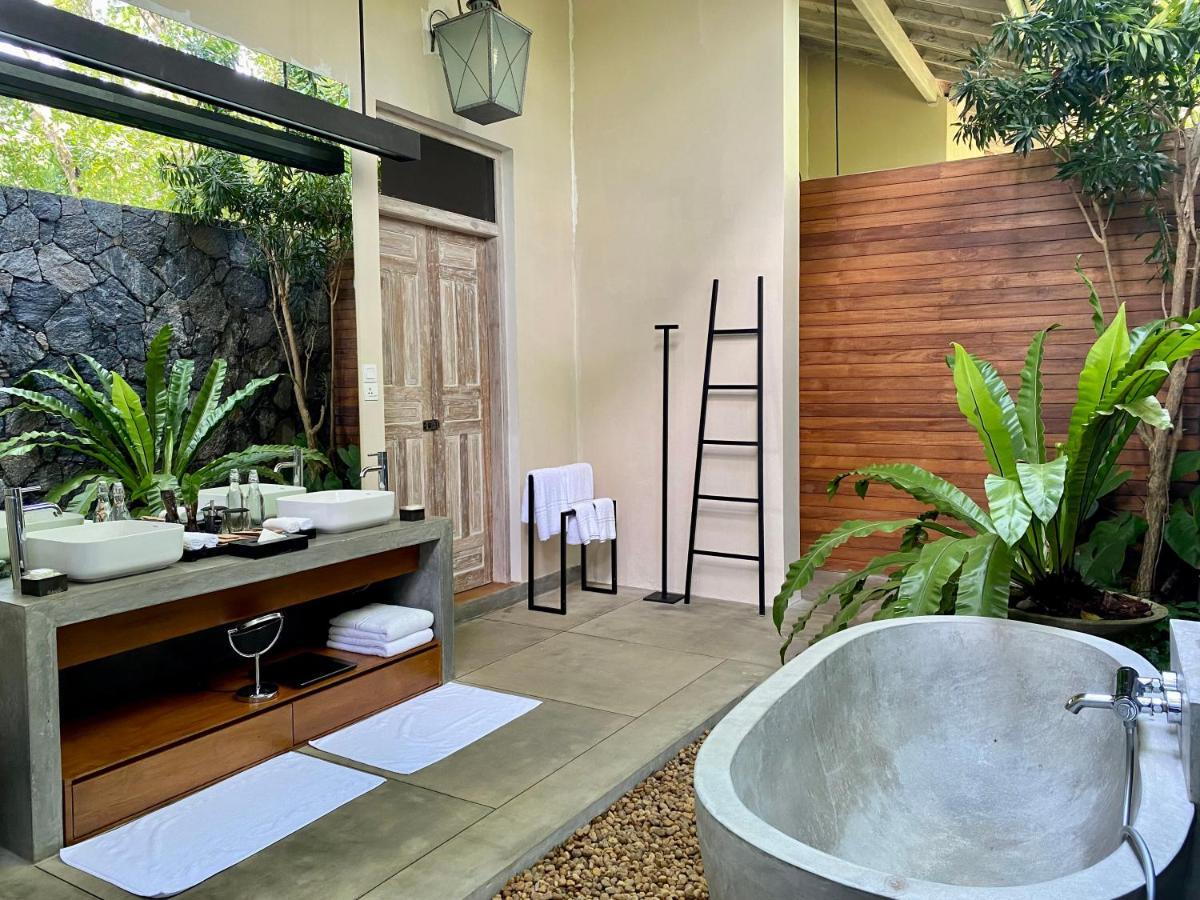 Haritha Villas & Spa Hikkaduwa Exterior photo